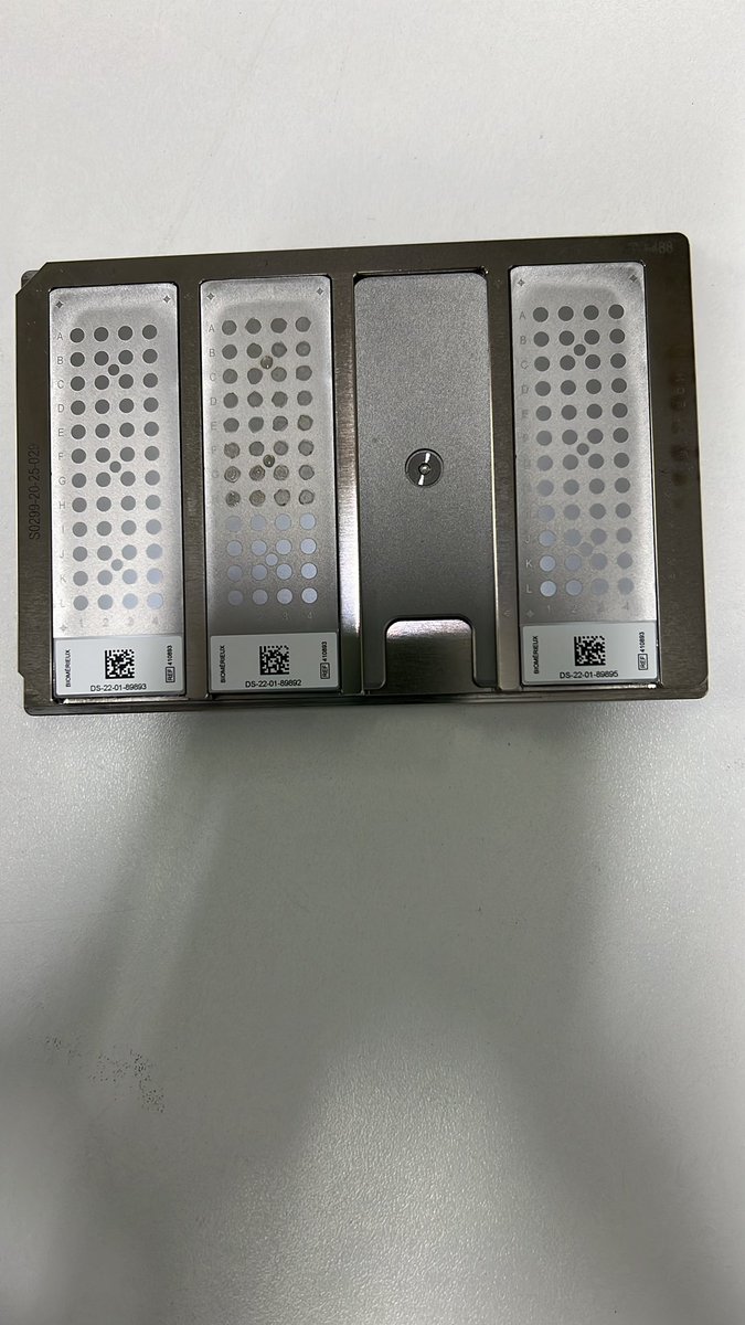 msebascabrera's tweet photo. Tocó calibración 🤓🧫🔍 #vitekMs https://t.co/bJmms6SrdK