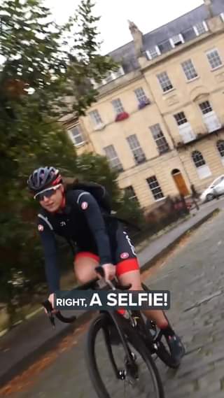swissbikelife's tweet image. Professional bike riders?  Not anymore ❌ Professional selfie taker?  Absolutely 🤝 #GCN #globalcyclingnetwork #cyclinglife #cyclinglifestyle #cyclingfunny #cyclingbuddies #weekendride #longride

bikelife.ch/professional-b…