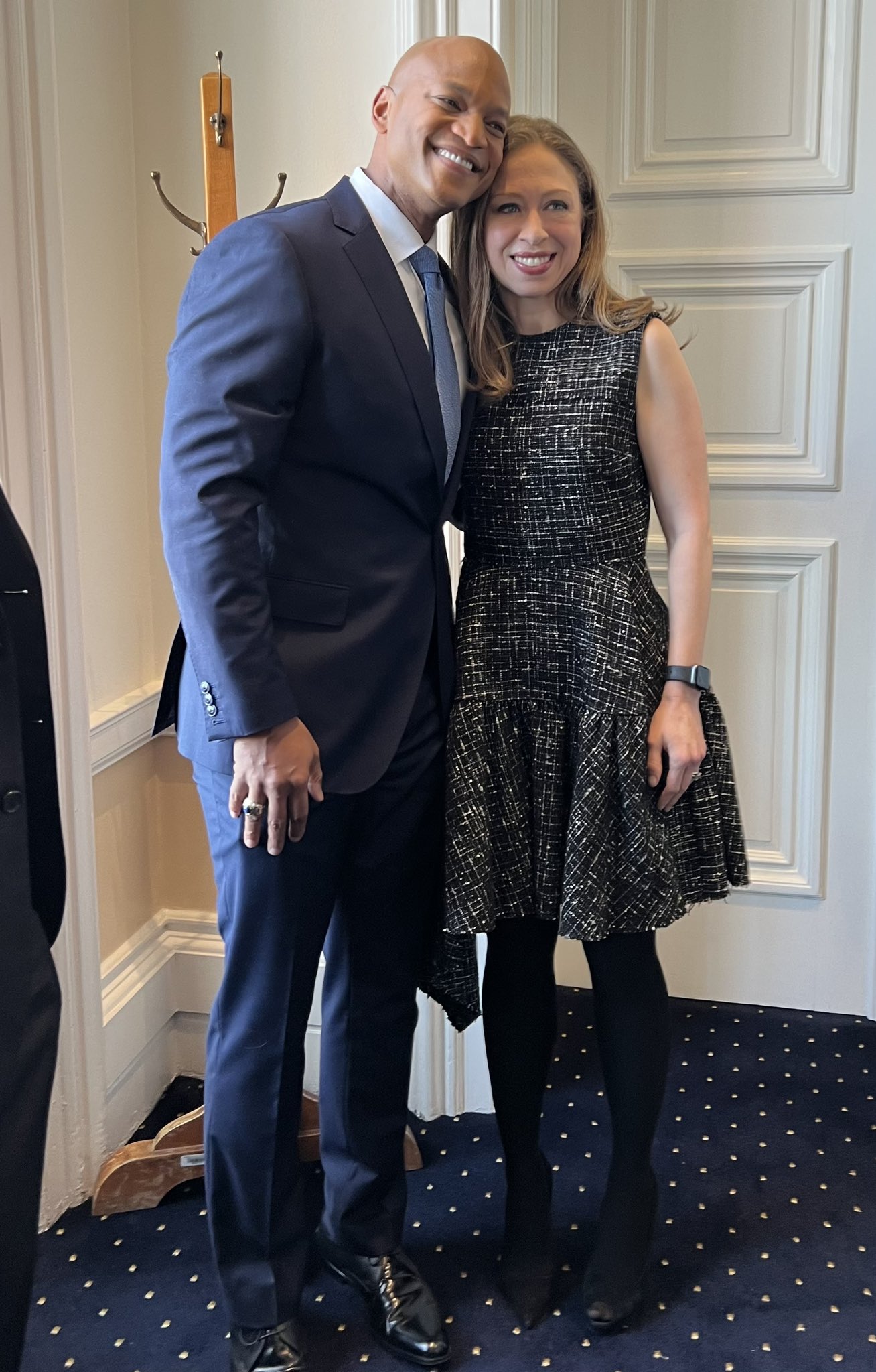 Ydeevne fup Sandet Chelsea Clinton on Twitter: "Couldn't be prouder of my friend @iamwesmoore  on being sworn in as Maryland's Governor today! It was an honor to witness  &amp; I know Wes will work tirelessly