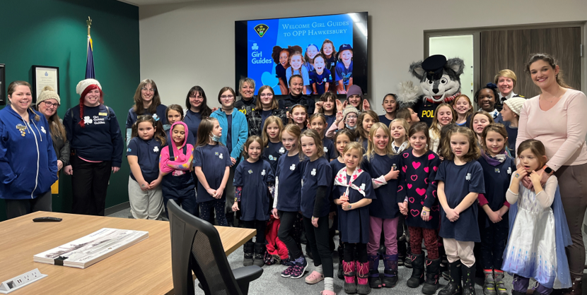 OPP_ER's tweet photo. #HawkesOPP welcomed the local Girl Guides to the detachment for a tour and presentation. The kids got to hear from some amazing female officers about what it's like to be a police officer. Hopefully these young kids were inspired to consider a career in policing. ^kg https://t.co/sewfgwBR20