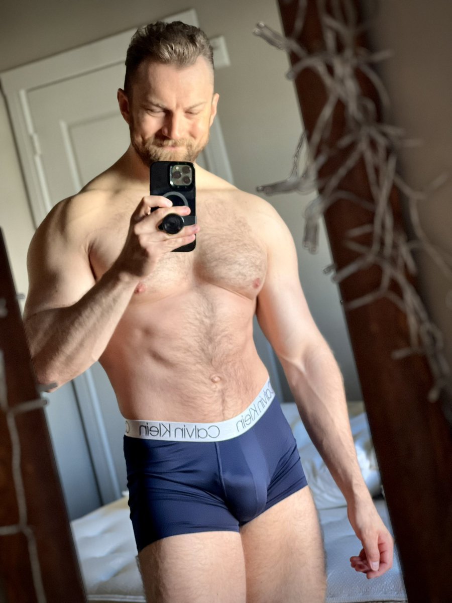 Sirred19's tweet photo. The only men that i would let bang  me hard @officialcodymac
@rwalker866 @bustedsprocket @AlBrycebeckett 😍😍😍😍😘😘😘🍑🍑 https://t.co/OG6StLiF4K