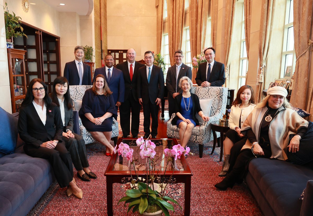 We had a great visit to NYC with China Consul General Huang Ping to celebrate the Lunar New Year holiday! DYK - 2023 is the Year of the Rabbit.🐰<a href="/daytonregion/">Dayton Development Coalition</a> <a href="/DaytonChamber/">Dayton Area Chamber of Commerce</a> <a href="/fuyaousa/">Fuyao Glass America</a>