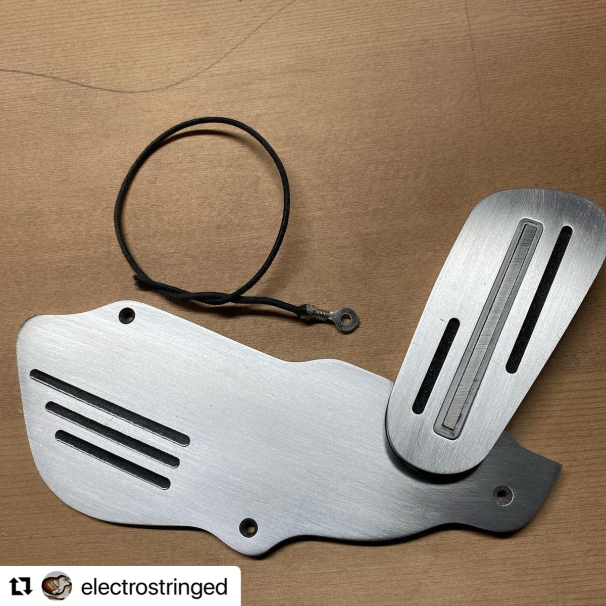 bantamtools's tweet image. Luthier Michael King continues to use the Bantam Tools Desktop CNC Milling Machine to innovate and take his custom guitars to a whole new level. Here he's machined an aluminum and acrylic version of a guard to upgrade a guitar he made for a previous client. #bantamtools #CNC