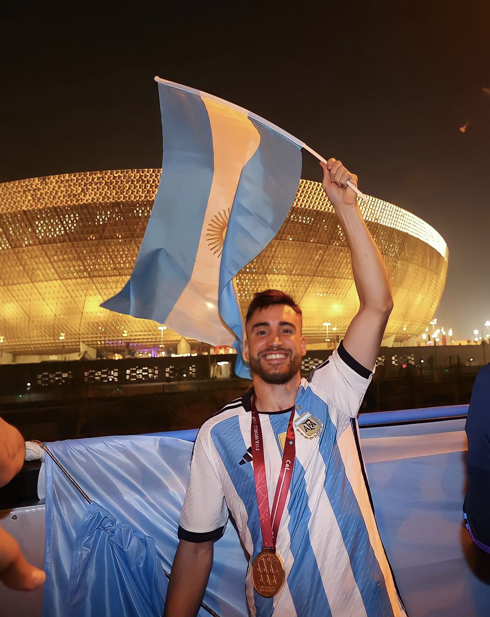nico_taglia's tweet photo. Capaz ya cayeron, pero hace un mes estábamos así... La tercera ya tiene un mes, le podemohaceupa! ⭐️⭐️⭐️ https://t.co/4bNbXafsPE