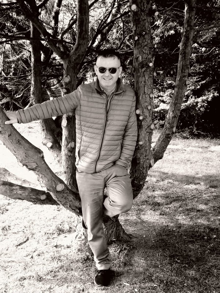 innerglory's tweet image. Poser if ye ask me.