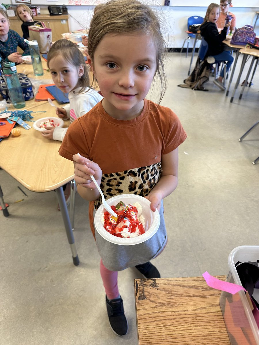 Thank you to Mrs. Preete for our ice cream party today. We celebrated a clean classroom and hard work towards recycling! <a href="/IndusRvs/">Indus School</a> #rvsed