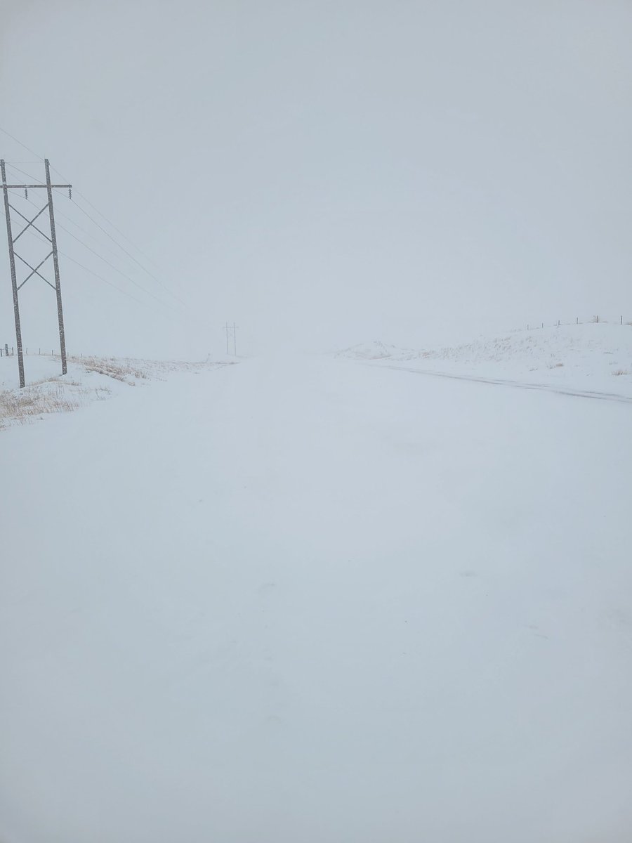 Stay home unless absolutely necessary. This is Highway 83 south of North Platte. Snow is continuing to fall. Poor visibility and road conditions make traveling treacherous. #nsp175 #snow