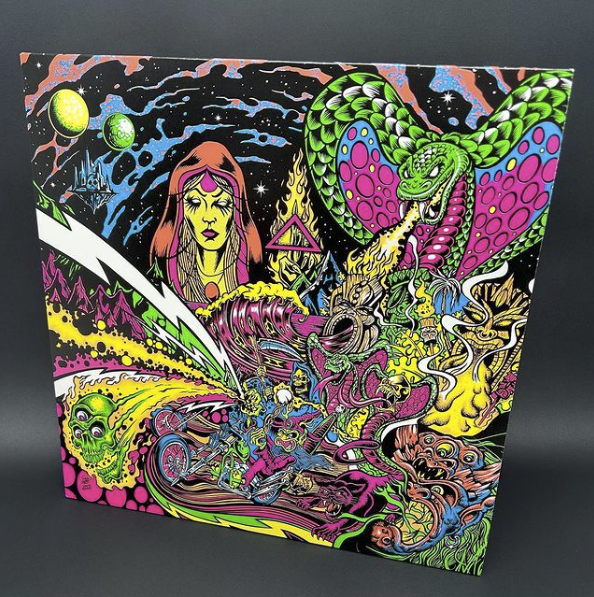 Check out the stunning color of the direct to board “Tropical Gothclub” jackets. Printed as process black and seven spot colors! Get it now at Third Man Records
#tropicalgothclub #thirdman #vinyl #vinylrecords #print #printshop