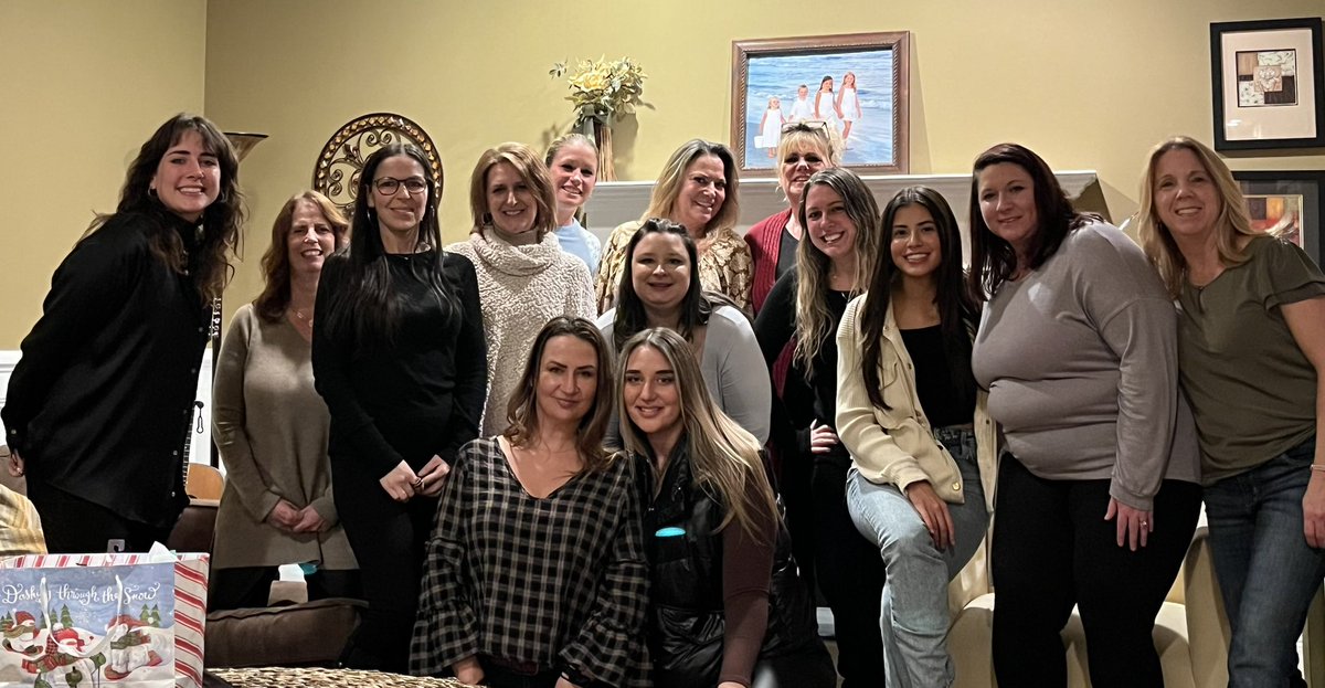 MLCDS_NJ's tweet photo. Holiday party fun and a great start to the New Year! https://t.co/ghG8NPVrJS