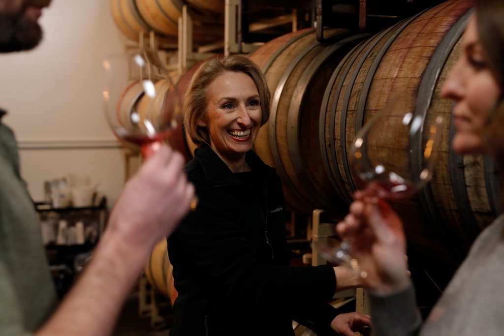 Join owner/winemaker Pam Walden @farawaywinesaz tonight from 5 to 7pm for a tasting of some hand crafted Oregon wines. #winetasting #phoenixaz