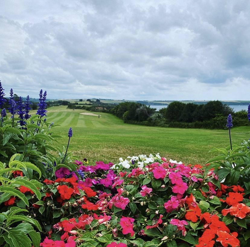 ChrisssOC's tweet photo. @andrewterrygolf It’s well worth the trip! 4 years I’ve been going down to Cornwall for a golfing trip. It doesn’t get the same plaudits as other parts of the UK but it’s got some great tracks down there! Pay a visit to Carlyon Bay while you’re down there! Great mix of parkland and links! ⛳️ https://t.co/mNS55utR0I
