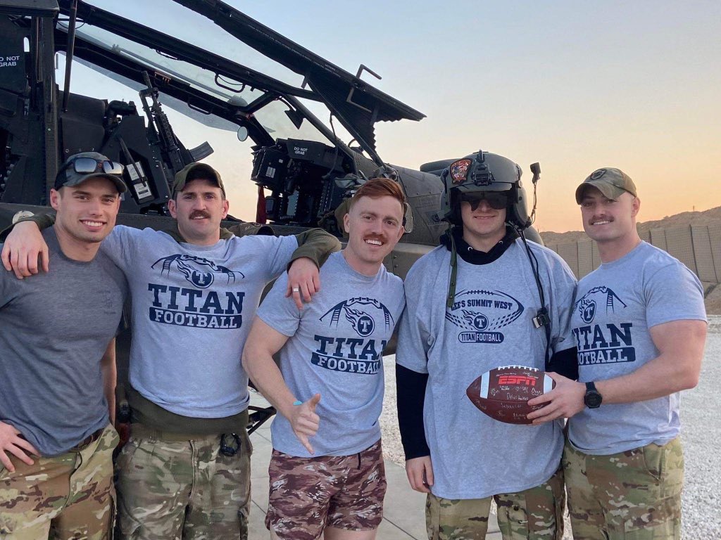 This is what Titan Football is all about! I organized a large donation of food for the Paladins attack helicopter team along with a signed football from everyone on the team! Really appreciate their service and am happy <a href="/LSWTitanFB/">LSWTitanFootball</a> was able to help!!