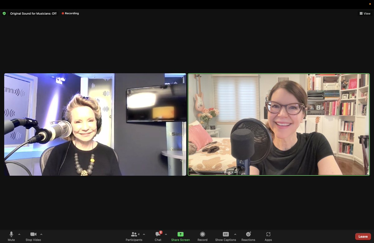 Lisa Loeb tweet media