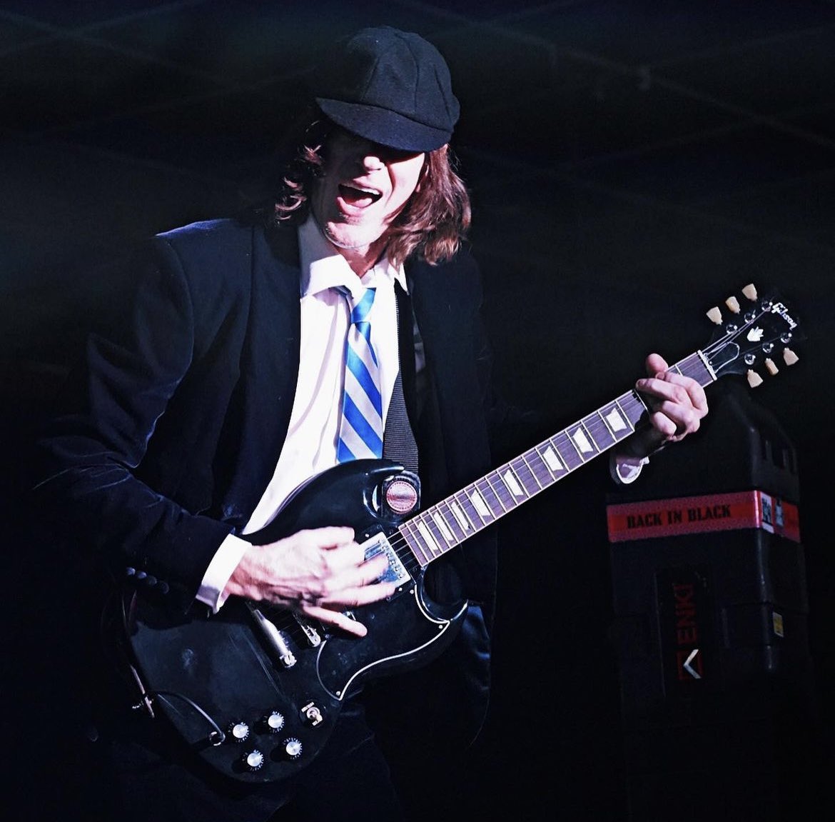 This weekend's line up is going to ROCK! 🎸

Back in Black performs Friday with a tribute to AC/DC, and Destroyer takes the stage Saturday with a tribute to KISS. You won't want to miss these stellar shows!

Purchase your tickets in advance at GaylordTexanTickets.com