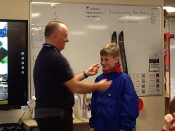 Beechhyde School (@beechhydeschool) on Twitter photo Year 5 had a huge treat today when they were visited by a real-life explorer, <a href="/alsylvester2/">Al Sylvester</a>. They thoroughly enjoyed listening to the story of his Antarctic expedition and the determination and resilience he showed – what an inspiration! Year 5 had a huge treat today when they were visited by a real-life explorer, <a href="/alsylvester2/">Al Sylvester</a>. They thoroughly enjoyed listening to the story of his Antarctic expedition and the determination and resilience he showed – what an inspiration!
