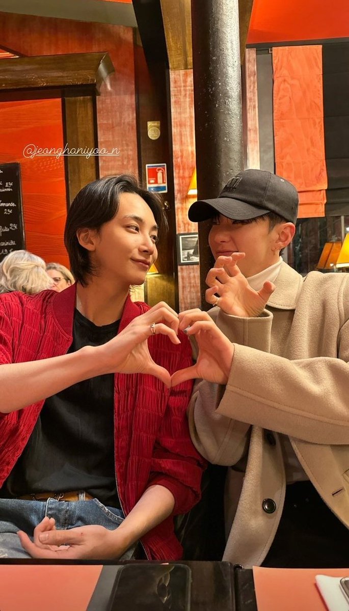randomho5hi's tweet photo. cuties https://t.co/nTrj96Sjbg
