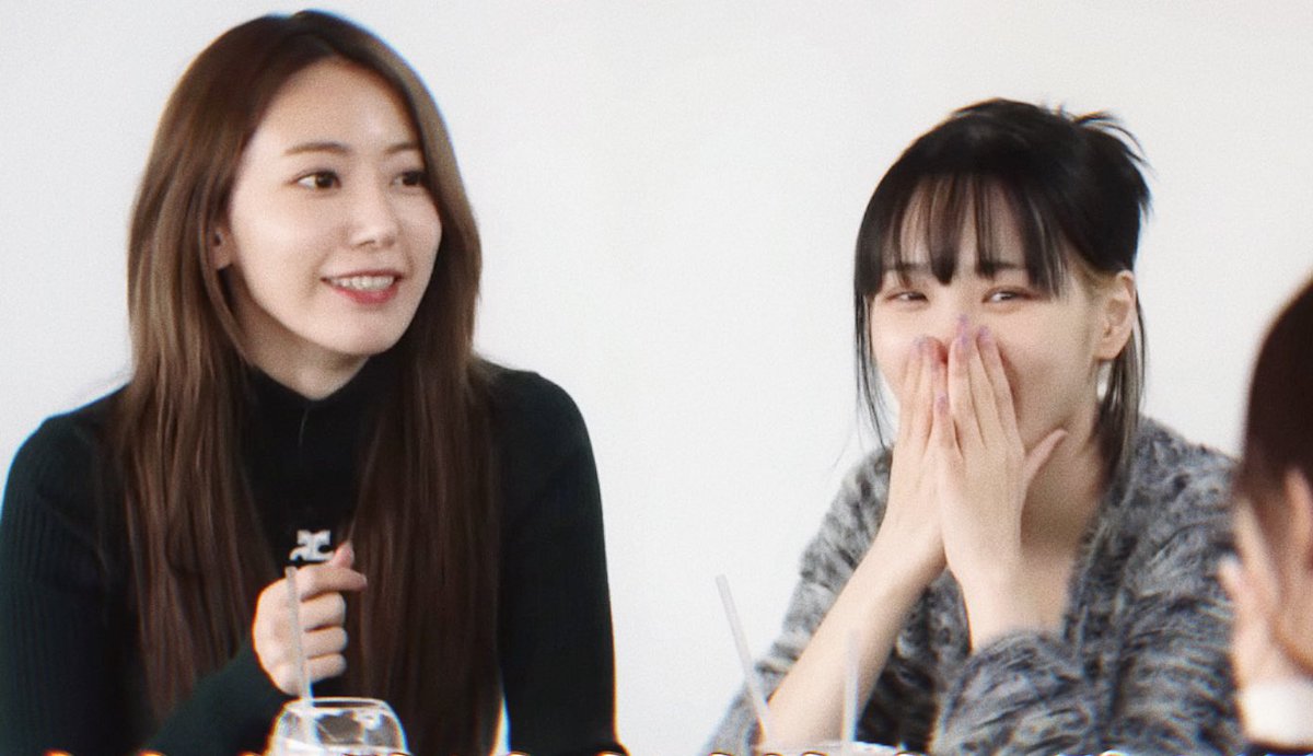 FIMlogs's tweet photo. #르세라핌 #LE_SSERAFIM 
#김채원 #사쿠라 https://t.co/jyvcTXpjKJ