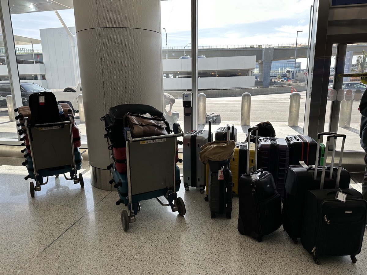 gmarzilli's tweet photo. ⁦@LATheatreWorks⁩ #Lucylovesdesi flys out of LA today after two shows in Cali!  Next stop, Albuquerque! #tour https://t.co/3qIVTqnQQ1