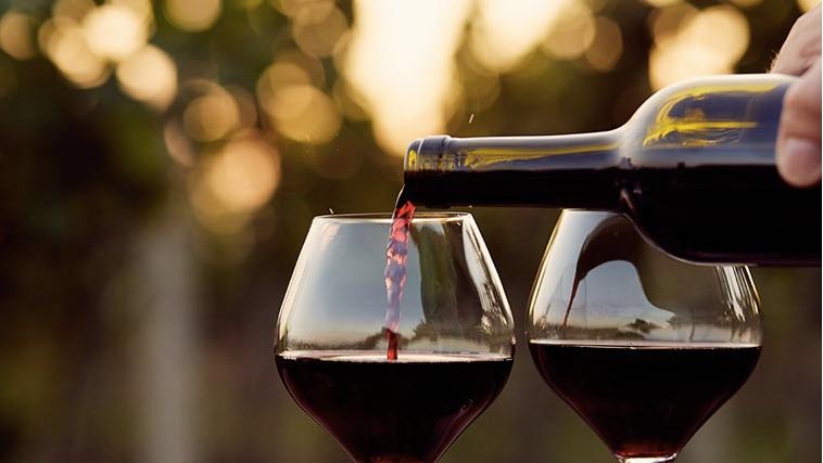 Interested in Luxury Wines?  Take our brief survey.
conta.cc/3iQ86xI