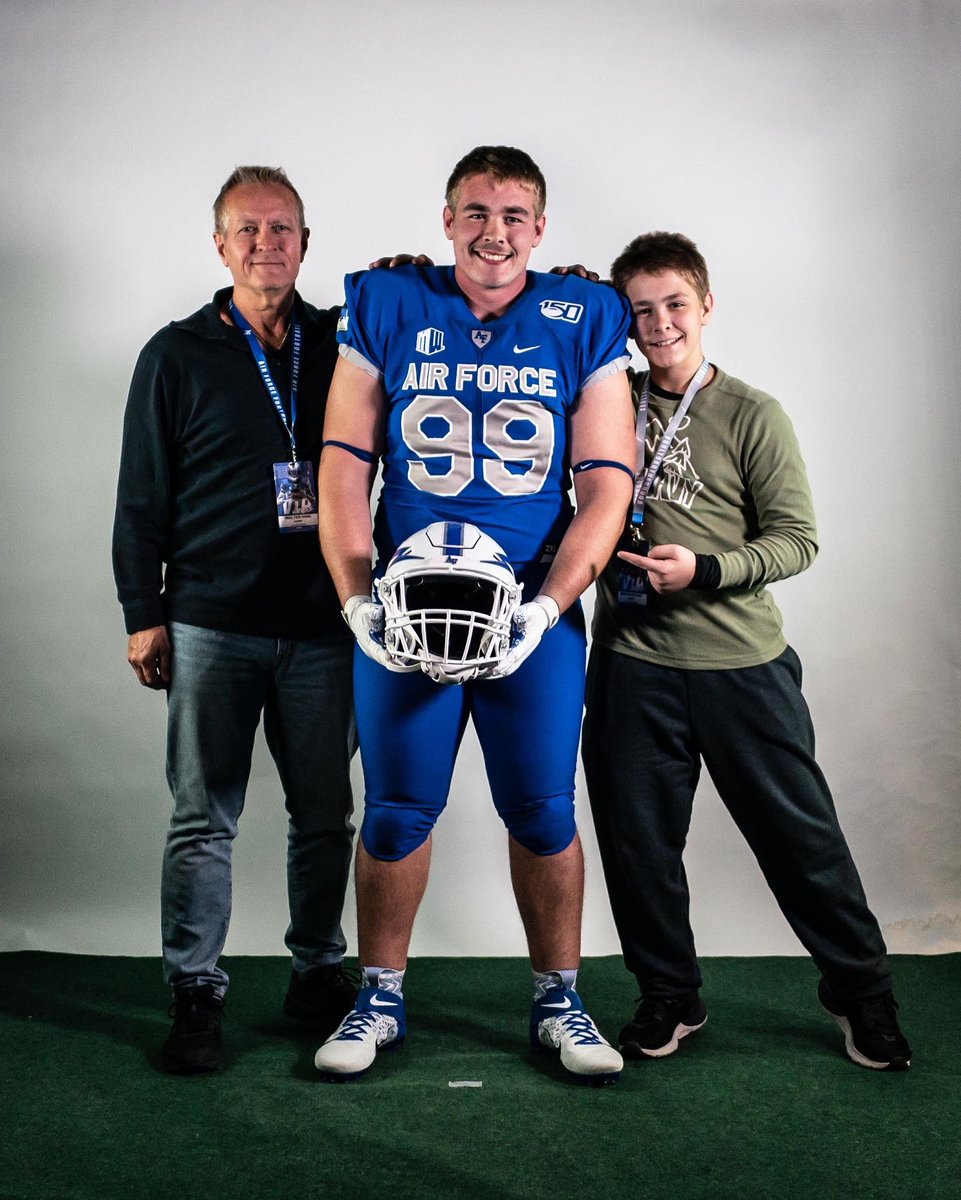 Victor King tweet media