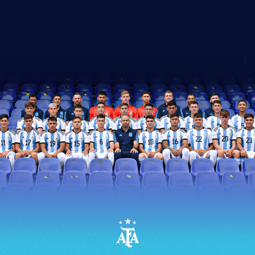 Es de una gran alegría contarles que desde el próximo sábado en <a href="/TyCSports/">TyC Sports</a> estaremos junto a <a href="/lombardigus/">Gustavo Lombardi</a> comentando y relatando a la selección en el Sudamericano Sub 20 de Colombia. El primer equipo en defender la camiseta con tres estrellas en el escudo. ¡¡¡Vamos Argentina!!!