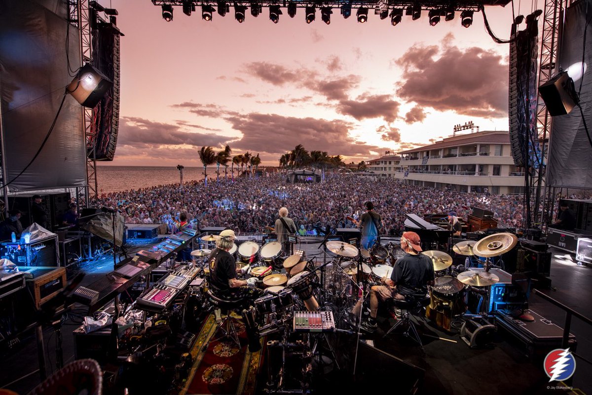 BobWeir's tweet photo. A week well spent #PlayingInTheSand! Thanks for the high times, and safe travels home everyone. 🏝⚡️ @playthesand 

📸: @JayBlakesberg &amp; @AliveCoverage https://t.co/vNffPSUKBV