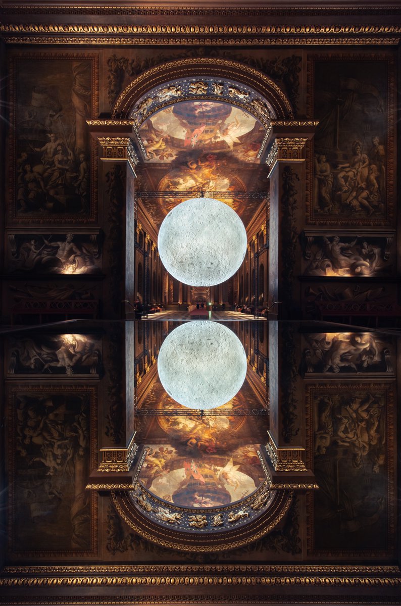 Gn 🌕
Twin Moons 
Old Naval College, Greenwich, London 🇬🇧