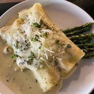 Pogacha's tweet photo. Get ready - here comes the Pogacha Seafood Cannelloni!  This week's Best of 2022
.
.
.
#cannelloni #seafoodcannelloni #pasta #seattlefoodie #bestfoodseattle #buzzfeedfood #fresh #mercerislandrestaurants #eatseattle #425local #eastsidedining #ilovepasta 

https://t.co/yk0imKWUk5 https://t.co/qXI7gPzQpw