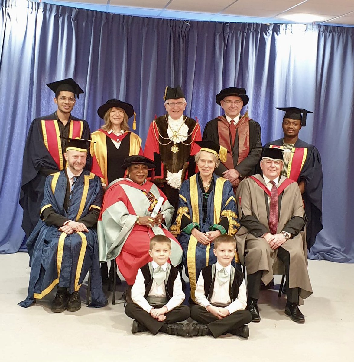 uduakarchibong1's tweet photo. Many thanks @UniOfHull for honouring me with #DoctorofScience #HonoraryDegree to celebrate my contributions to ##diversity #inclusion and #socialjustice. I am thrilled and humbled that my #almamater should recognise me in this way https://t.co/TXFqUyxfwF