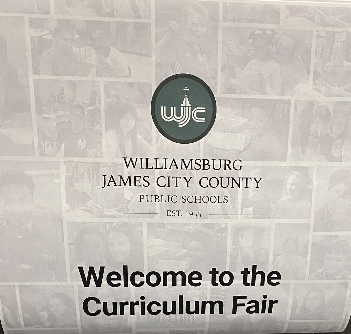 JessicaVW's tweet photo. Exciting night at the WJCC High School Course Planning &amp; Curriculum Fair! https://t.co/GBzdPsJZG9