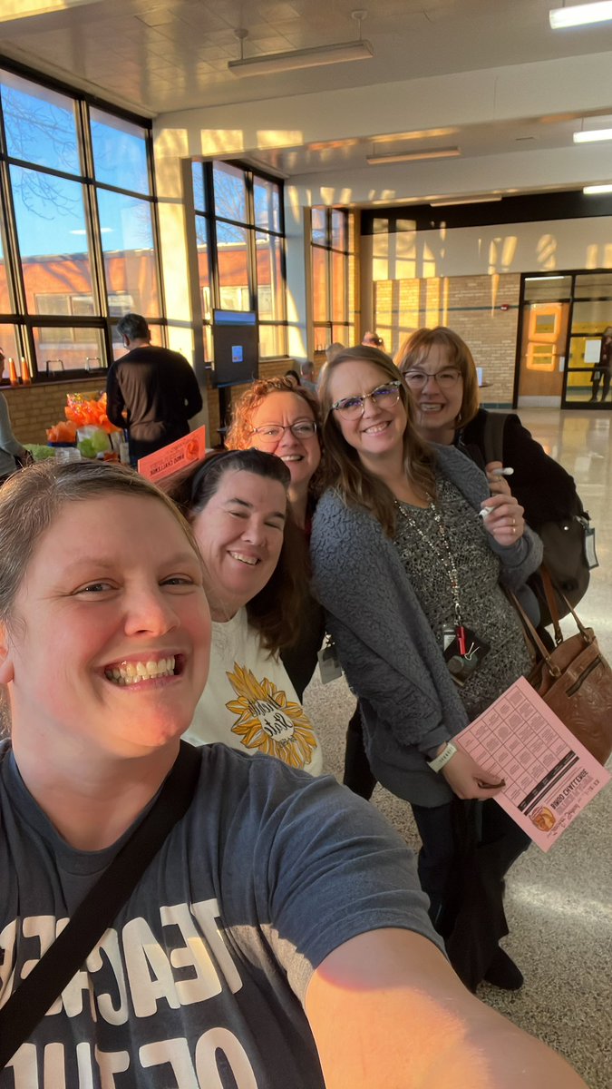 @LibraryMaus <a href="/Library_Stebral/">Jenny Stebral</a> <a href="/Noland_Mrs/">Stacy Noland</a> <a href="/WPSFranklinLib/">Reading Roost</a> #WPSProud at the EDTECH playoff! Game on!