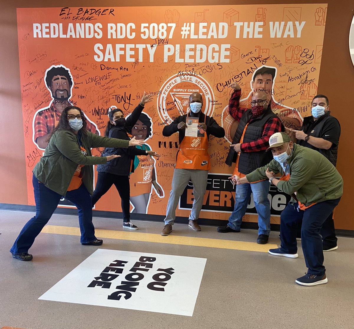 El_Badger76 (@ebadger76) on Twitter photo Redlands AP Leadership team took a Safety moment and wanted to recognize ICQA Manager Jesse S. for his help with a Team Depot event. @rayray5641 <a href="/LourdesThd/">lourdes.thd</a> <a href="/Nataly_Thd5087/">Nataly Navarrette</a> <a href="/andycontreras37/">Andy Contreras</a> <a href="/Gladys_5087APS/">Gladys Guardado</a> <a href="/JavierTHD5087/">Javier Sanchez</a> Redlands AP Leadership team took a Safety moment and wanted to recognize ICQA Manager Jesse S. for his help with a Team Depot event. @rayray5641 <a href="/LourdesThd/">lourdes.thd</a> <a href="/Nataly_Thd5087/">Nataly Navarrette</a> <a href="/andycontreras37/">Andy Contreras</a> <a href="/Gladys_5087APS/">Gladys Guardado</a> <a href="/JavierTHD5087/">Javier Sanchez</a>