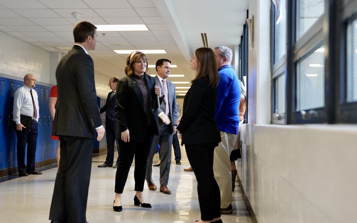 GovAndyBeshear's tweet photo. Today, @LtGovColeman and I joined teachers and leaders from @JCPSKY to discuss the vital need for our Education First Plan, which offers a 5% pay raise for teachers, universal pre-k, mental and social health services and loan forgiveness for teachers. 
1/2 https://t.co/hhfJlKRW7I