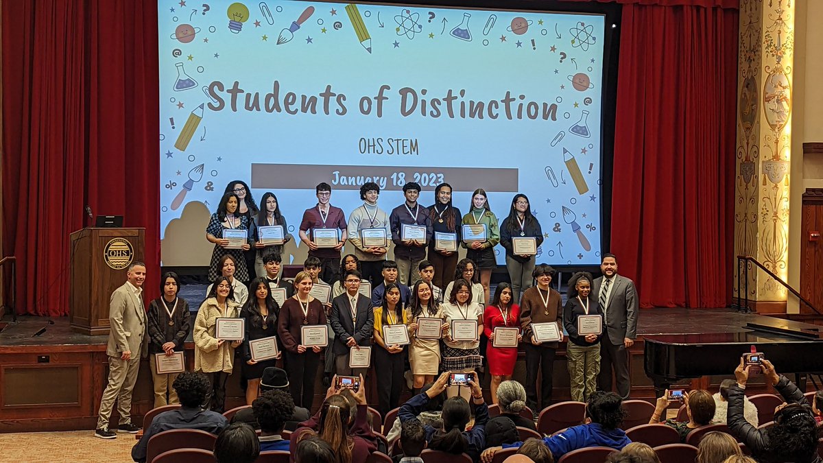 Happening now- Congratulations to our OHS Students of Distinction in math and science! You should be proud of your efforts. @OssiningSchools @OHSPrincipal3 @OssiningSup