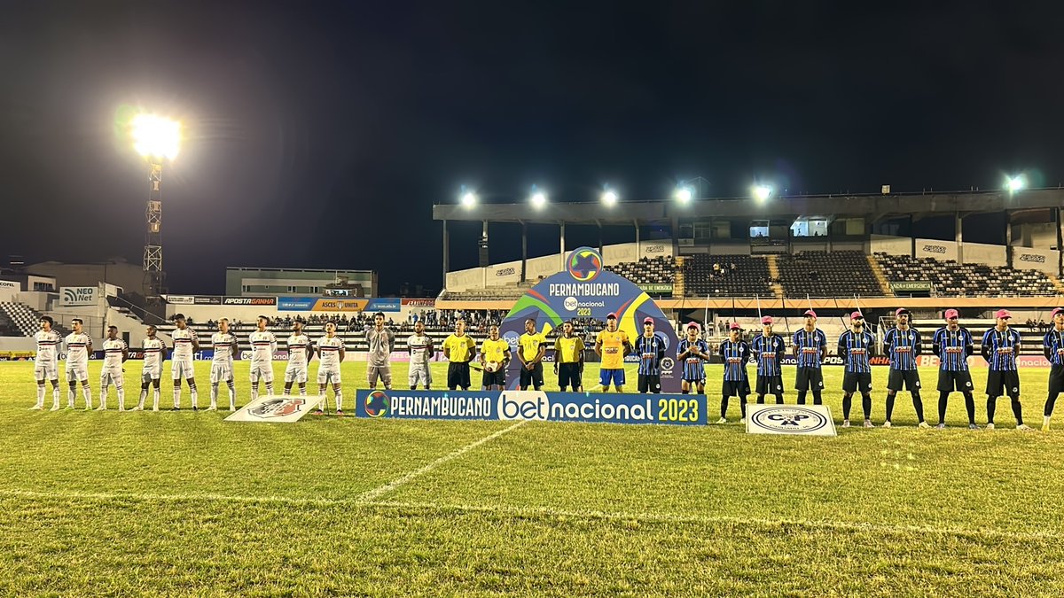 Equipes perfiladas para execução do hino de Pernambuco. Foto: Davi Vasconcelos #trlacerdao