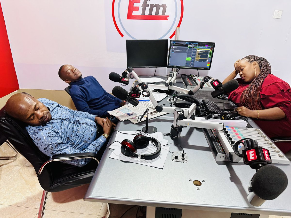 mshambuliaji's tweet image. Hoi baada ya kusikia taarifa kuwa Polisi ndio wanahusika na wizi wa vifaa vya ujenzi mradi wa SGR.