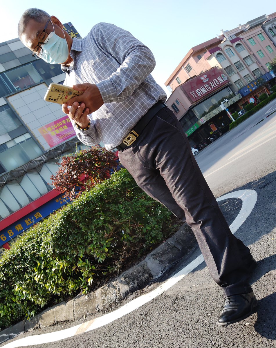 vinker17's tweet image. 阳康之后的好天气～期待着春节放假的猪先生