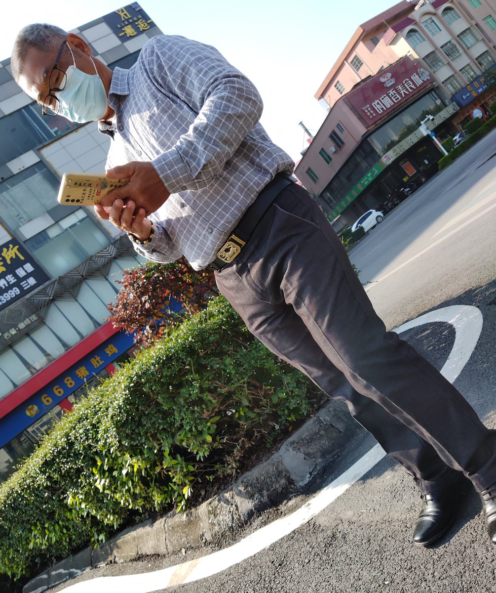 vinker17's tweet image. 阳康之后的好天气～期待着春节放假的猪先生