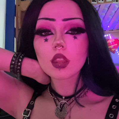 Salem💋 (@v4mp1rec0rpse) / Posts / X