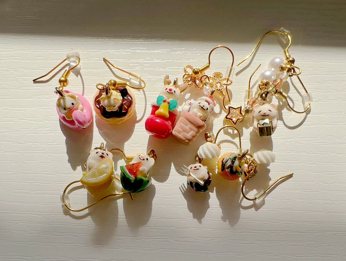 P_cicy's tweet photo. @mole_house001 さんが作ったハリネズミの耳飾りたち、とても可愛くて好きです🥰

Hedgehog earrings made by mole house.😘very cute and lovely💕 https://t.co/mXd7a57eKE