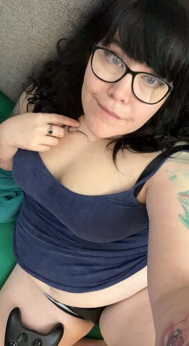 Xbox and snacks, who&rsquo;s playing with me? #bbw #bbwbelly #bbwhairy #hairyarmpits #HairyLegs #hairybush<a href="/tag/bbw"class="tags">#bbw</a><a href="/tag/bbwbelly"class="tags">#bbwbelly</a><a href="/tag/milf"class="tags"><span>#milf</span></a><a href="/tag/hairyarmpits"class="tags"><span>#hairyarmpits</span></a><a href="/tag/hairybush"class="tags"><span>#hairybush</span></a><a href="/tag/hairylegs"class="tags"><span>#hairylegs</span></a><a href="/tag/wetwendesday"class="tags"><span>#wetwendesday</span></a>