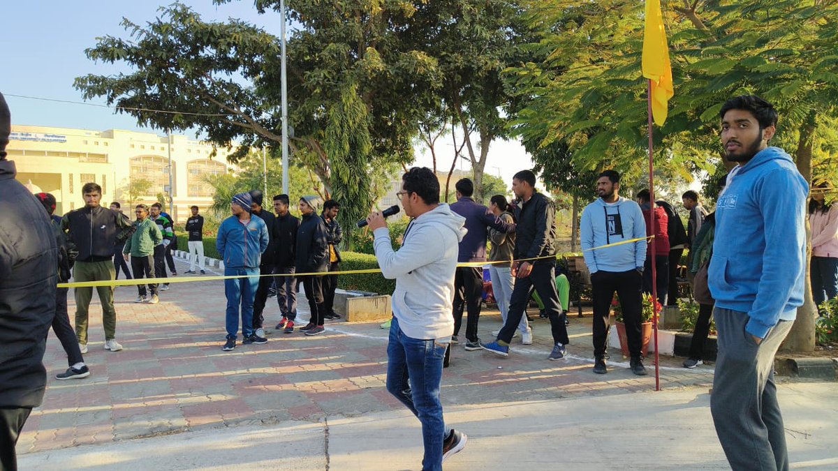 NssRajasthan's tweet photo. Marathon organized under the national youth week celebration by NSS Central University of Rajasthan on 18.01.2023 @_NSSIndia @YASMinistry @pankajsinghips @ianuragthakur https://t.co/cGKQWIvSDh