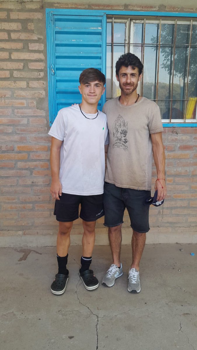 Me lo cruce y me pidió una foto,un genio⭐⭐⭐