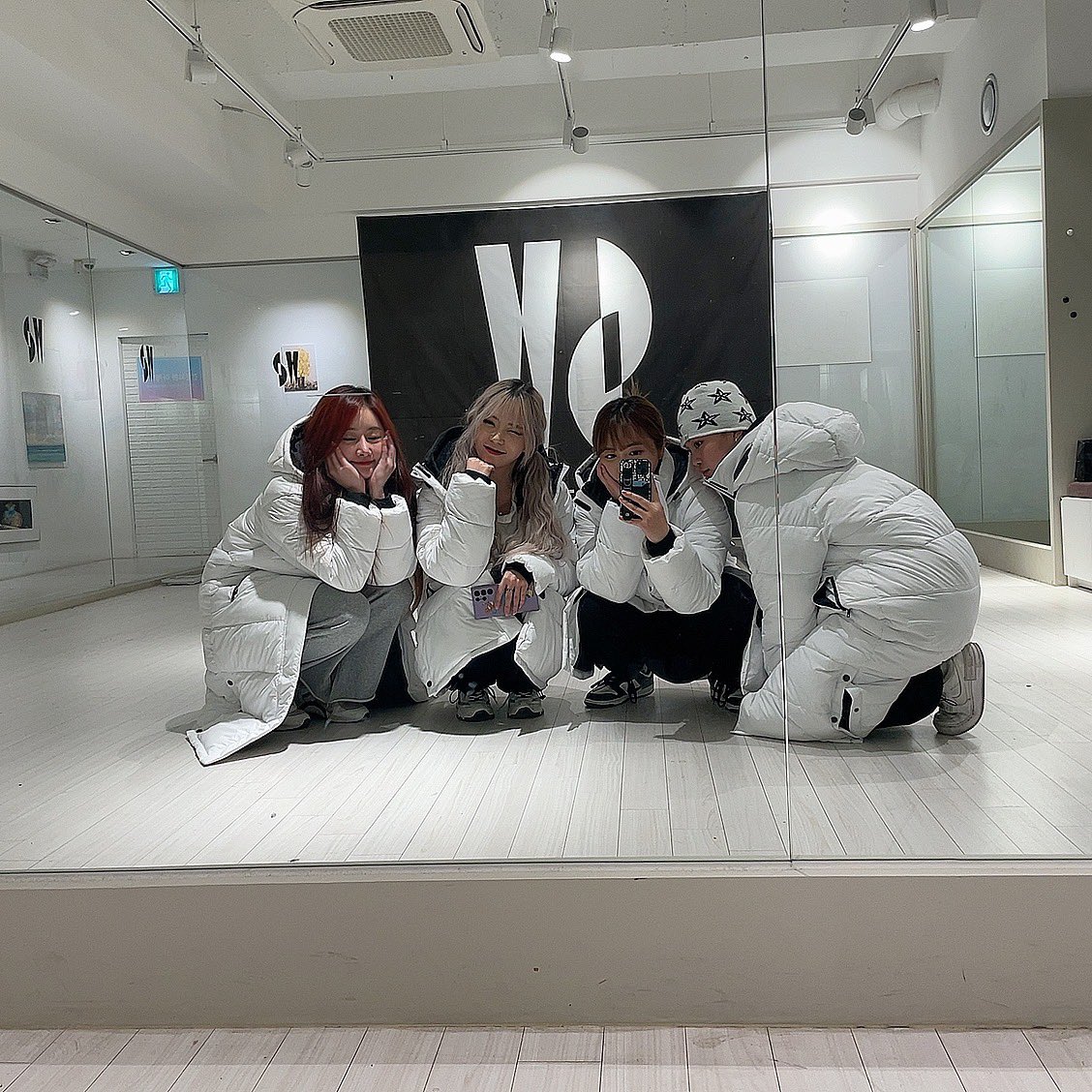 st_onair_global's tweet image. 온에어는 다시 연습모드💕
데뷔때까지 화이팅!!
화이트 팀롱패딩 어때요?😜
#온에어 #옹에아 #OnAir #オンエア