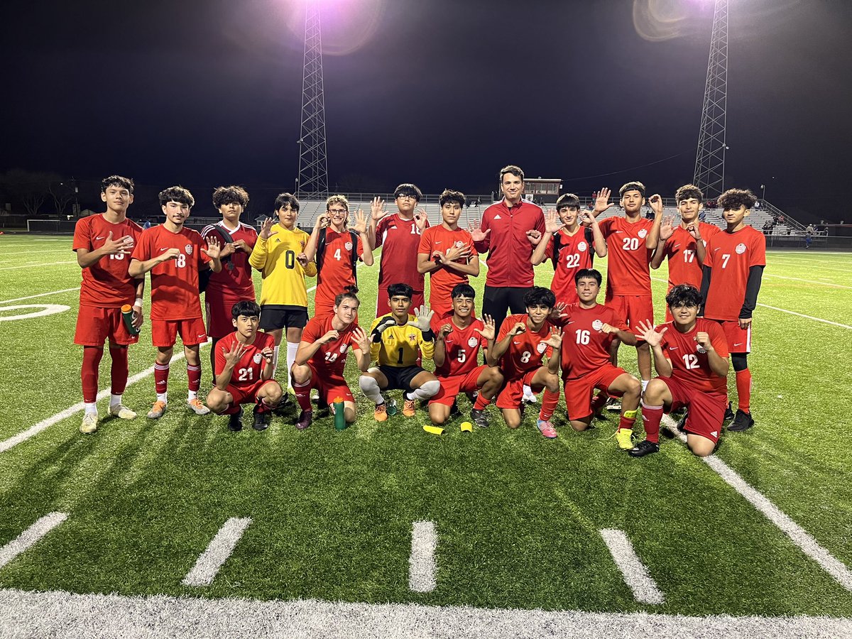 PrincipalTorres's tweet photo. Terry JV boys take the dub 5-0 over the wILowrIDge eGaglettEs π @MBevinsSoccerHC @Terry_Rangers #MrTorres #TerryRangers #MrTHS https://t.co/MBFKtM9Cgg