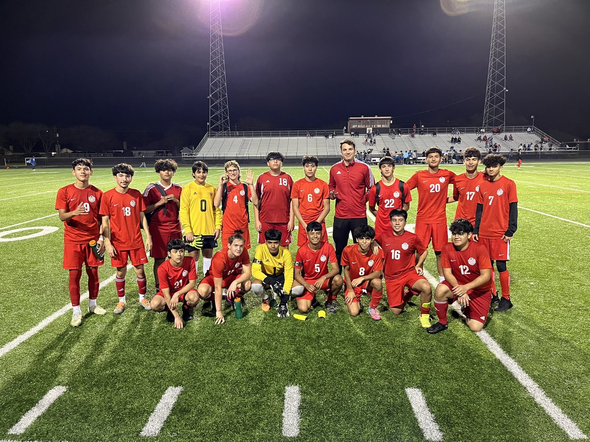 PrincipalTorres's tweet photo. Terry JV boys take the dub 5-0 over the wILowrIDge eGaglettEs π @MBevinsSoccerHC @Terry_Rangers #MrTorres #TerryRangers #MrTHS https://t.co/MBFKtM9Cgg