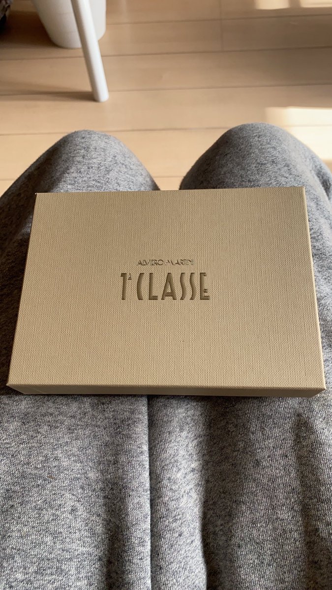 chanisukelove's tweet image. 少し早めの誕生日プレゼントが届いた🫶🏻
めちゃくちゃ可愛い😍航海図の位置も最高！もう少しズレてたら日本入ってたなー🇯🇵惜しい✨
#プリマクラッセ 
#primaclass