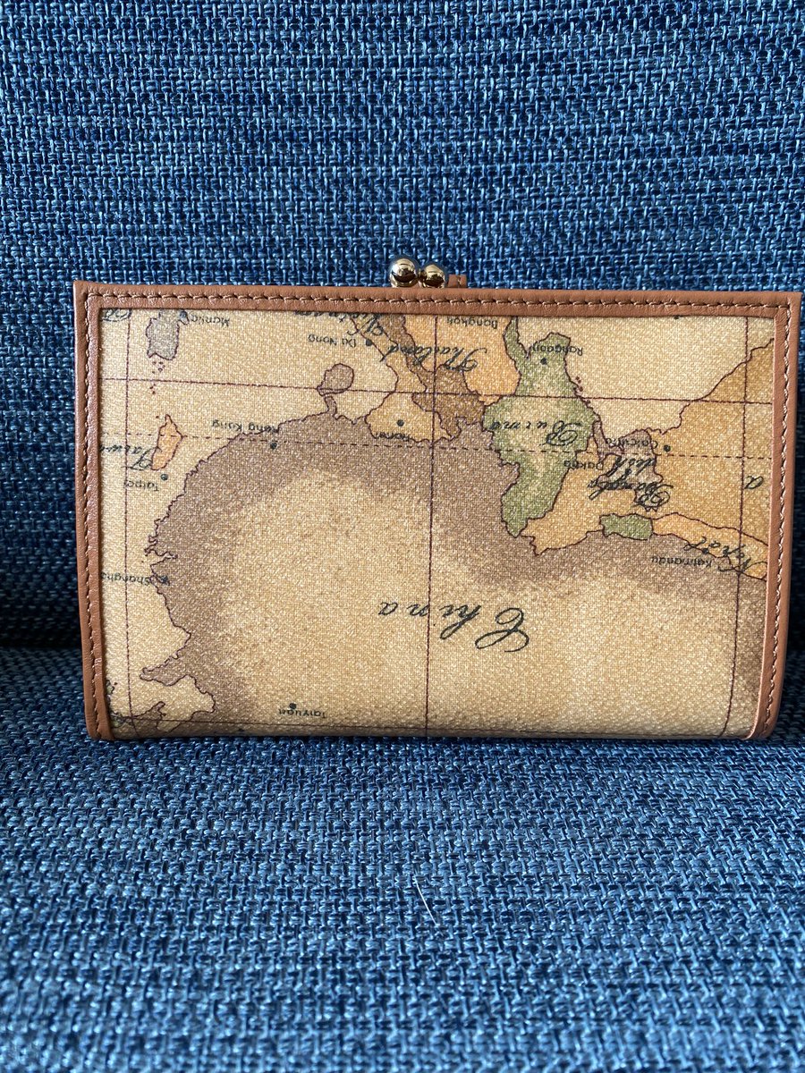 chanisukelove's tweet image. 少し早めの誕生日プレゼントが届いた🫶🏻
めちゃくちゃ可愛い😍航海図の位置も最高！もう少しズレてたら日本入ってたなー🇯🇵惜しい✨
#プリマクラッセ 
#primaclass