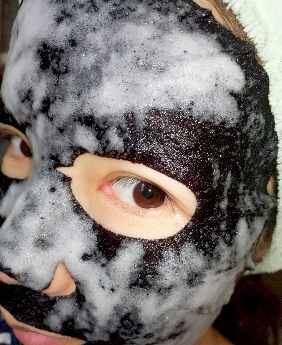 sladaharata's tweet photo. Meimeida put on a mask, it didn't scare you, did it? https://t.co/OCthCCArHh