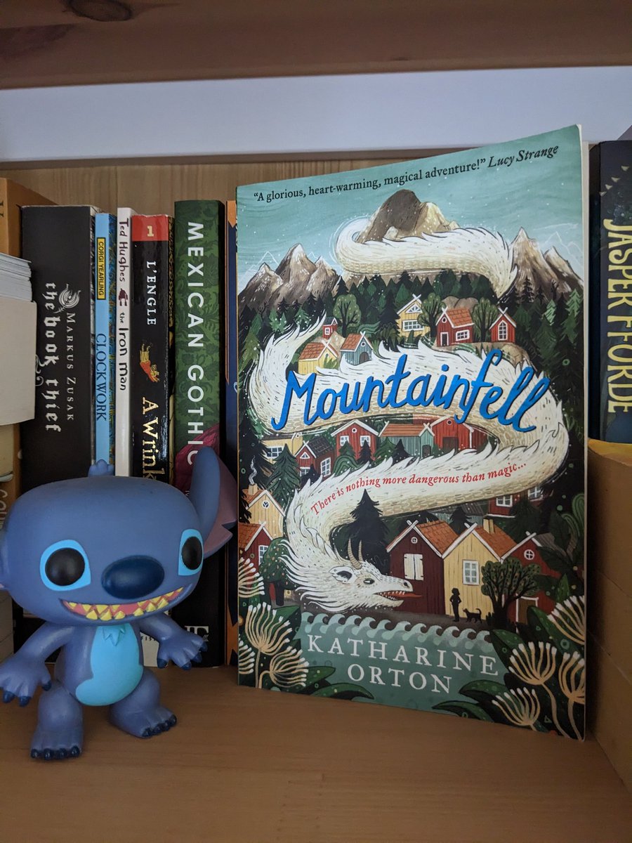 I'm aiming to read more middle-grade fantasy and talk about it, so here's my short review of Mountainfell:

I liked it! It has dragons and magic powers and a strange mountain. Would recommend.

#books #amreading